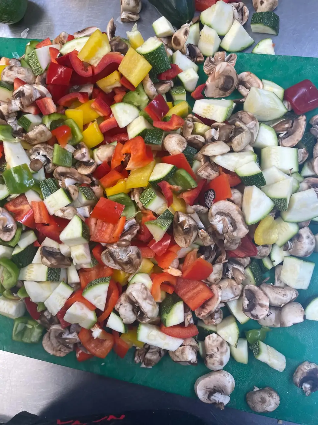 Fresh-cut vegetables for a custom order
